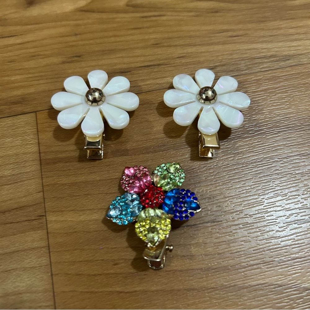 Flower Hair Clips Set - Picture 1 of 2